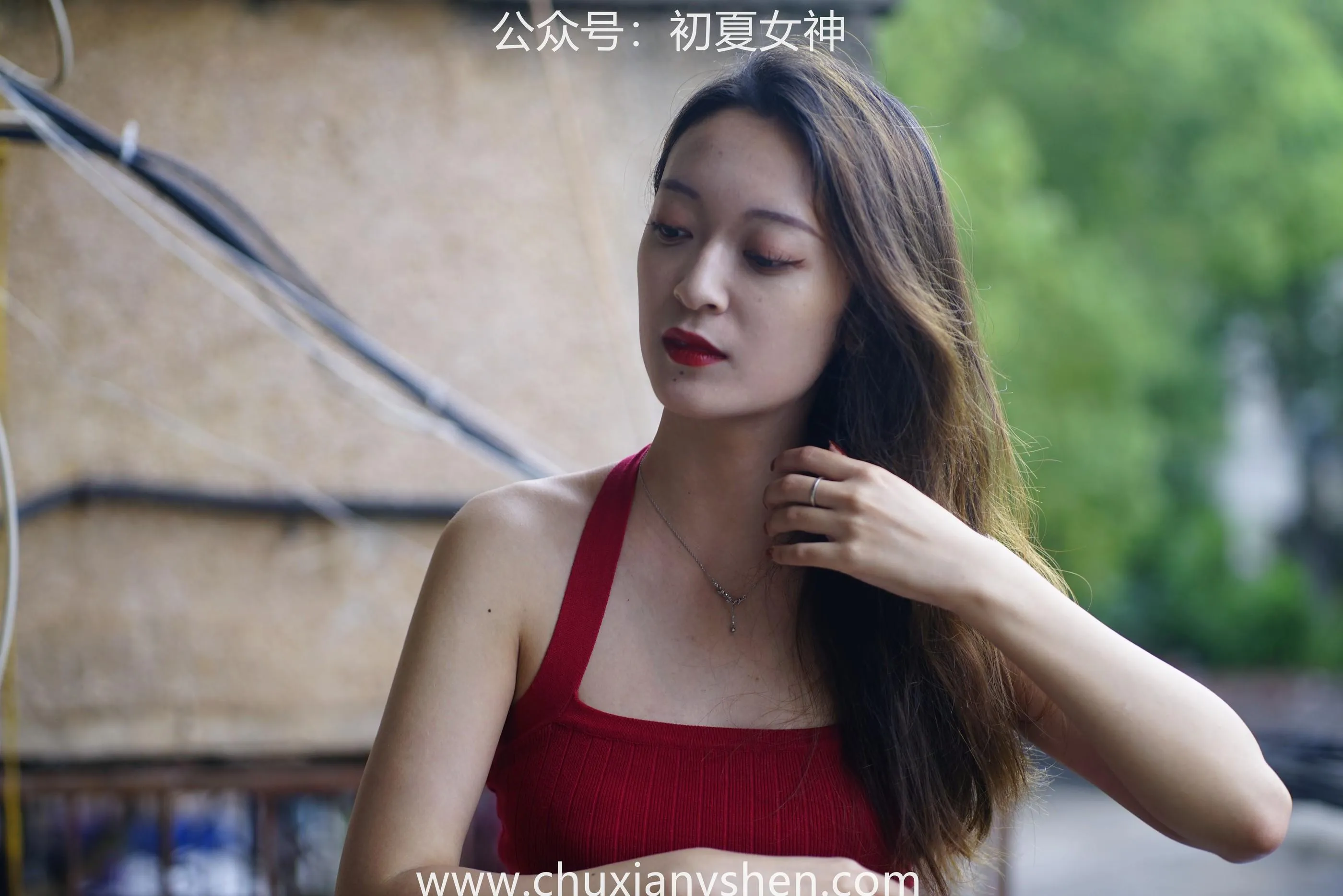 初夏女神 NO.045 依依 复古街头 [130P]插图7